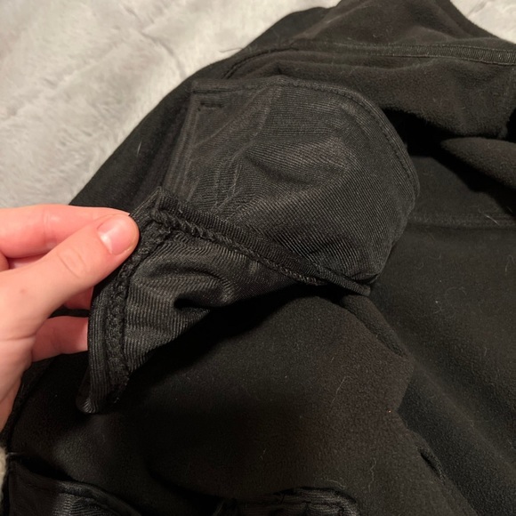 Black zip up jacket - Picture 2 of 6